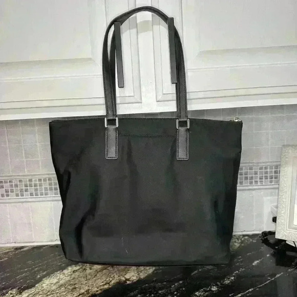 Michael Kors Ariana Large Nylon ToteShoulder Bag with Leather Handles Black! - Picture 6 of 10